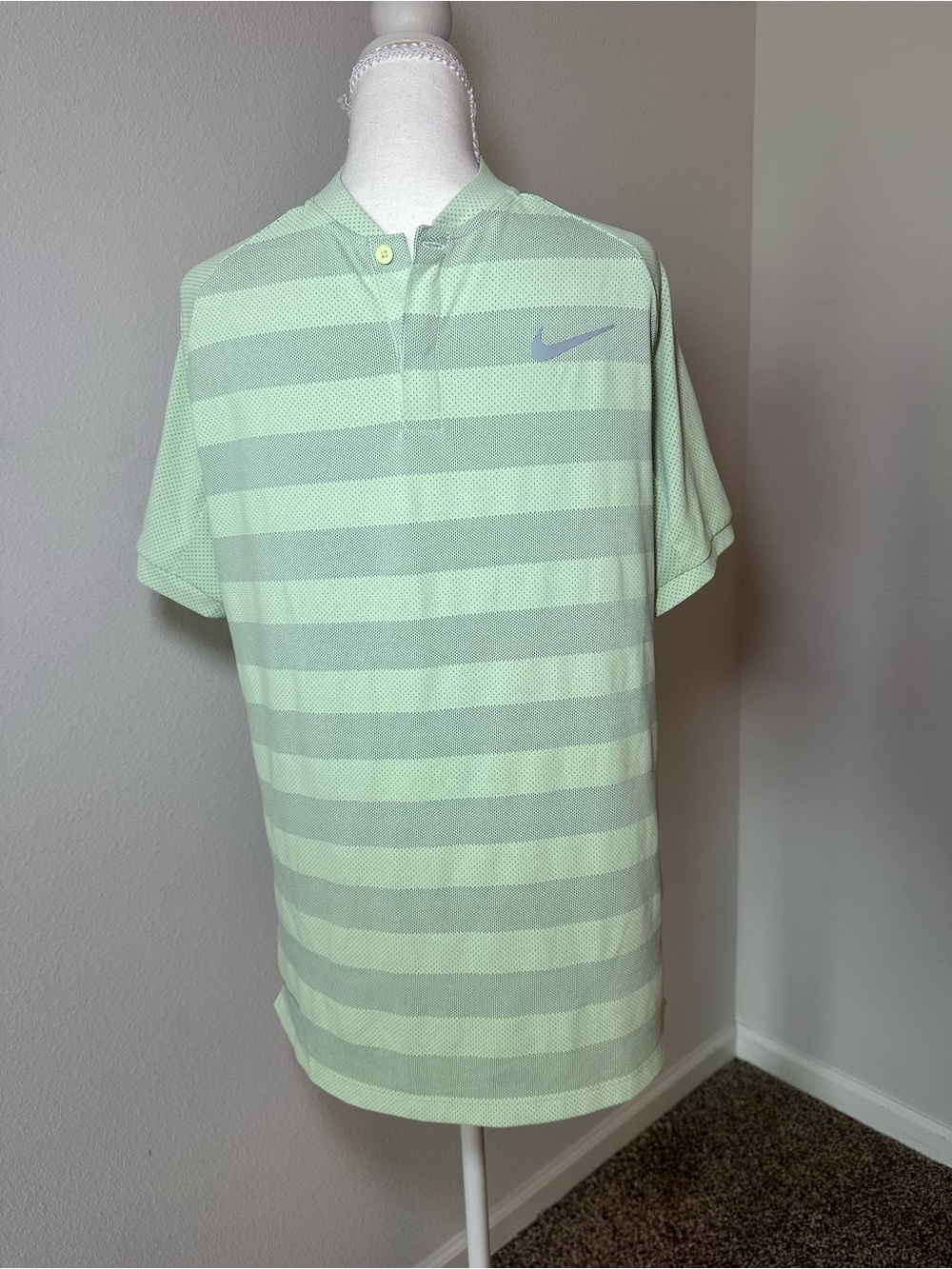 Nike Men’s Light Mint Green Striped Polo